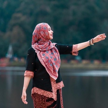 Anak Ditangkap karena Jual Senjata Api, Ayu Azhari Beri Tanggapan