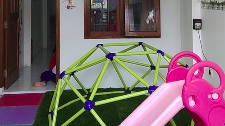 Simak sepuluh daycare Jakarta Pusat yang punya review dan fasilitas bagus.