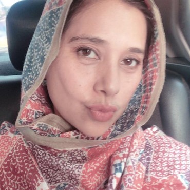 Dulu Berani Tampil Tanpa Bra, Kini Ayu Azhari Mantap Berhijab