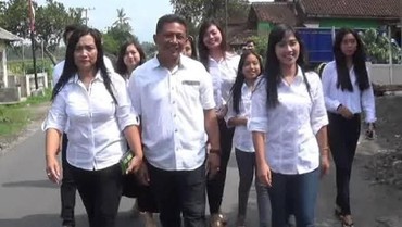 Viral Dua Istri Wakil Bupati Blitar Kompak Maju di Pilkades Serentak