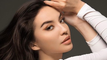 img-title 5 Artis Cantik Indonesia Pemilik Bibir Seksi nan Menggoda