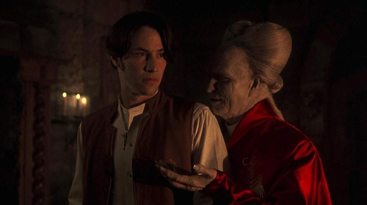 Nonton Film! Sinopsis Bioskop Trans TV, Bram Stoker's Dracula Bioskop Trans TV malam ini menghadirkan dua film Hollywood seru dan menegangkan.