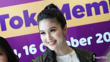 Terbiasa Hemat,  Sandra Dewi Sampai Dipaksa Suami Beli Bedak Mahal