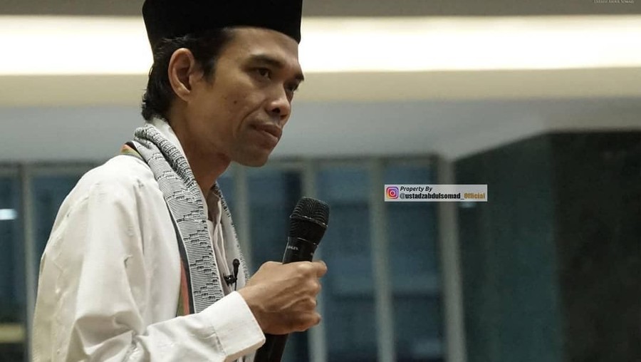 Masyarakat resah soal mesjid ditutup tapi mal tetap buka, begini sikap Ustaz Abdul Somad.