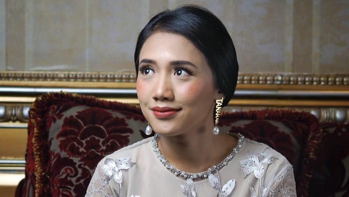 Ini dia sosok Puteri Anetta Komarudin&comma; anggota DPR muda yang punya kekayaan fantastis&period;