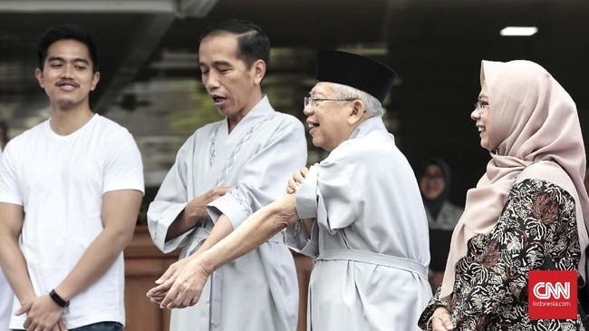 Ketiga cara menunda Pemilu 2024 tersebut adalah melalui amandemen UUD 1945, dekrit presiden, dan konvensi ketatanegaraan.