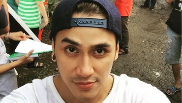 img-title Ternyata, Vicky Nitinegoro Pernah Pesta Seks dan Narkoba bareng Jedun