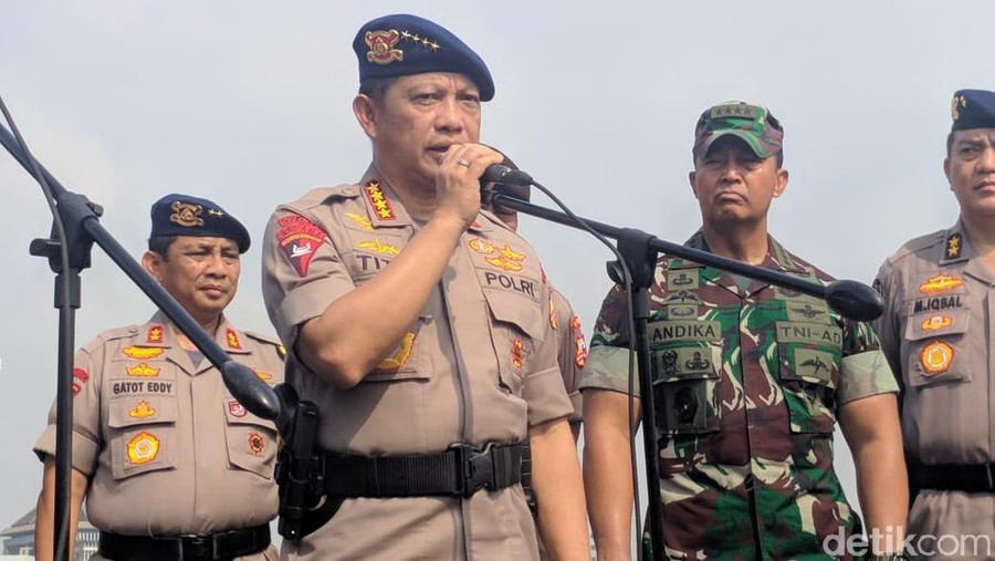 Kapolri Jenderal Tito Karnavian