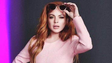 img-title Hanya Beberapa Menit Jadi Kameo di Film 'Mean Girls', Lindsay Lohan Dibayar Rp7,8 M