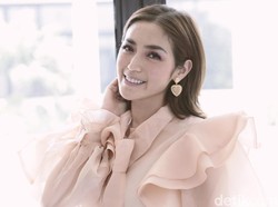 Masih Corona, Jessica Iskandar Ikuti Wisuda El Barack Secara Virtual