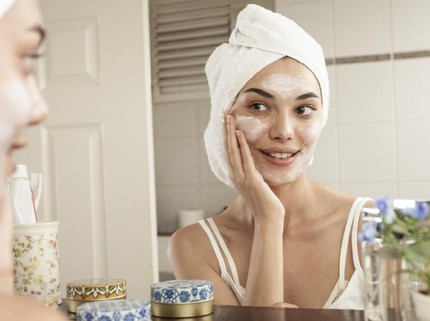 3 Tips Perawatan Kulit Anti Ribet Sebelum Tidur