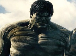 Para Bintang Superhero yang Dikutuk