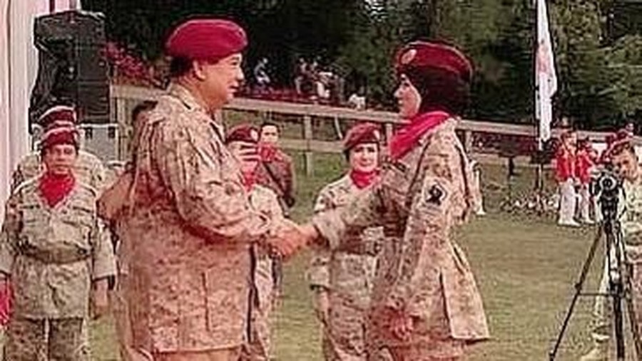 Ucapan ulangtahun Mulan Jameela pada Prabowo mendapatkan pujian serta kritikan dari warganet. 