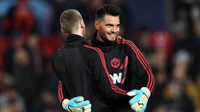 Solskjaer Masa Bodoh dengan Sergio Romero di MU