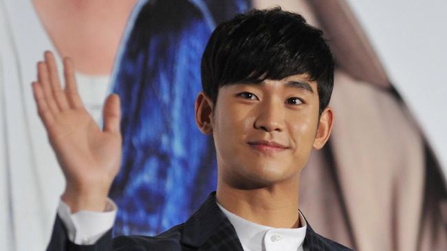 Kim Soo-hyun akan kembali membintangi drama Korea. Drama terbarunya berjudul One Ordinary Day, tayang November 2021.