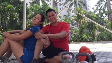 Emma Waroka Resmi Nikah dengan Daun Muda Berusia 26 Tahun