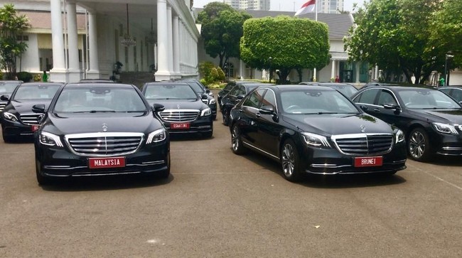 Sekretariat Presiden menyebut menyediakan anggaran Rp1 miliar untuk salah satunya menyewa mobil Mercedes-Benz, namun Agen Pemegang Merek statusnya dipinjam.
