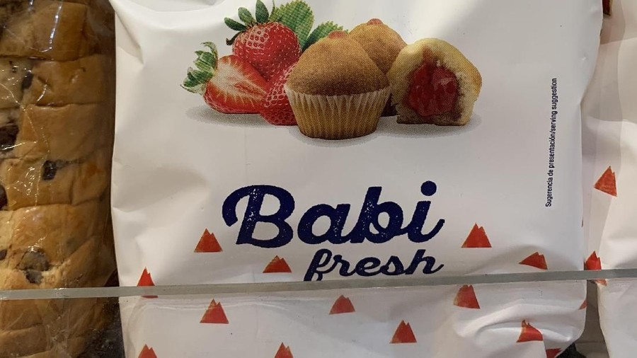 Badan sertifikasi halal soal kue babi ikut merespons dengan jawaban yang lucu.