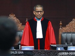 Saldi Isra Bingung Putusan MK Berubah Cepat: Jauh dari Batas Nalar