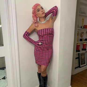 7 Seleb Ini Punya Nyali Besar Unggah Foto tanpa Rias Wajah