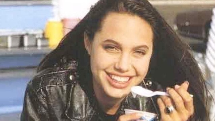 Angelina Jolie Angelina Jolie