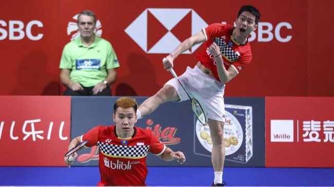 Marcus Fernaldi Gideon/Kevin Sanjaya Sukamuljo susah payah melewati babak pertama French Open 2019 karena belum menjajal lapangan.