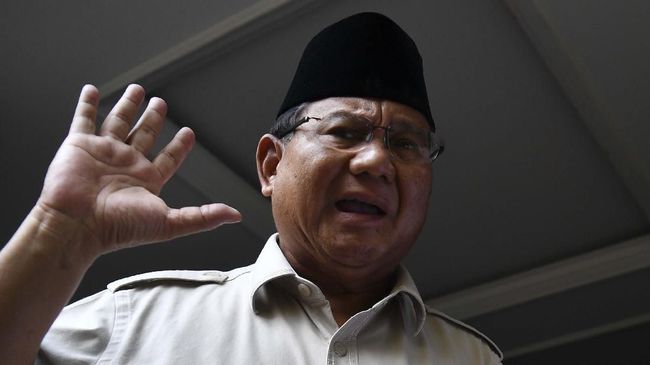 Survei Capres 2024: Prabowo Teratas, Ganjar-Anies Menyusul Menhan Prabowo, Gubernur Jateng Ganjar, dan Gubernur DKI Anies menempati posisi tiga teratas dalam survei terbaru Parameter Politik Indonesia.