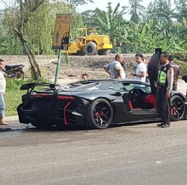 Begini Kondisi Mobil Lamborghini Raffi Ahmad Usai Terbakar