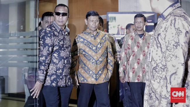 Selama mengawal empat presiden, Wiranto menyebut Jokowi sebagai presiden yang paling mendengarkan suara rakyat. Dia bersyukur Jokowi kembali menjadi presiden.