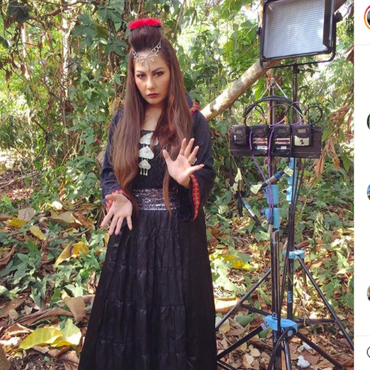 <div>Meski sudah kepala 4, Emma Waroka tetap cantik dan seksi. (Foto: Instagram/ @emmawarokkaofficial)</div><div> </div>