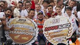 FOTO: MotoGP Jepang 2019 Jadi Milik Marquez Marc Marquez meraih kemenangan mudah atas Fabio Quartararo pada balapan MotoGP Jepang 2019 di Sirkuit Motegi.