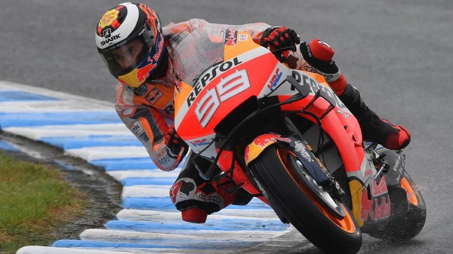 Jorge Lorenzo resmi pensiun dari MotoGP setelah menjalani musim terburuk lantaran diterpa serangkaian cedera.