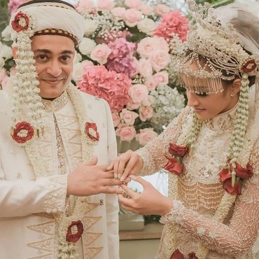 Potret Romantis Pernikahan Tsamara Amany dan Ismail Fajrie Alatas