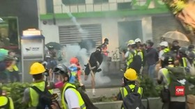 VIDEO: Warga Hong Kong Protes Penganiayaan Aktivis