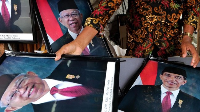 Badan Eksekutif Mahasiswa Universitas Indonesia (BEM UI) juga mengkritik tiga tahun kinerja Wapres Maruf Amin.