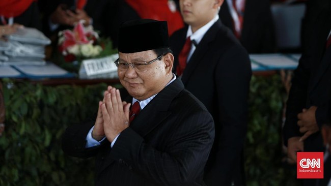 Tanda Kehormatan Tertinggi Kepolisian Disematkan Kapolri kepada Menteri Pertahanan Prabowo