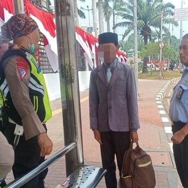 Pria Tak Dikenal Datangi DPR dan Ngaku Sebagai Presiden RI