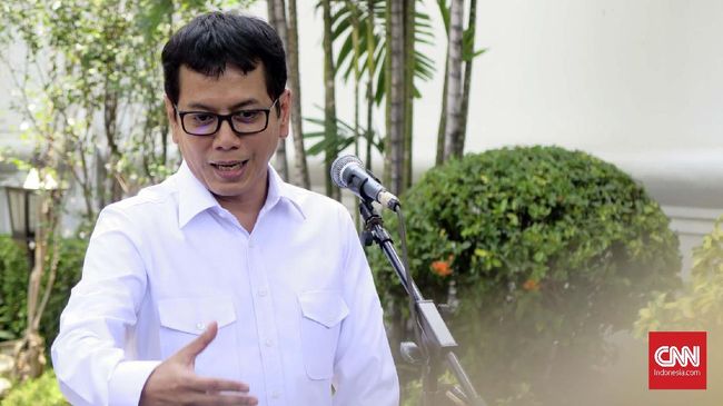 Menparekraf Wishnutama akan merangkul Bekraf untuk memajukan ekonomi kreatif di kota-kota wisata Indonesia.