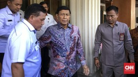 Keluar RSPAD, Wiranto Berkemas di Kemenkopolhukam