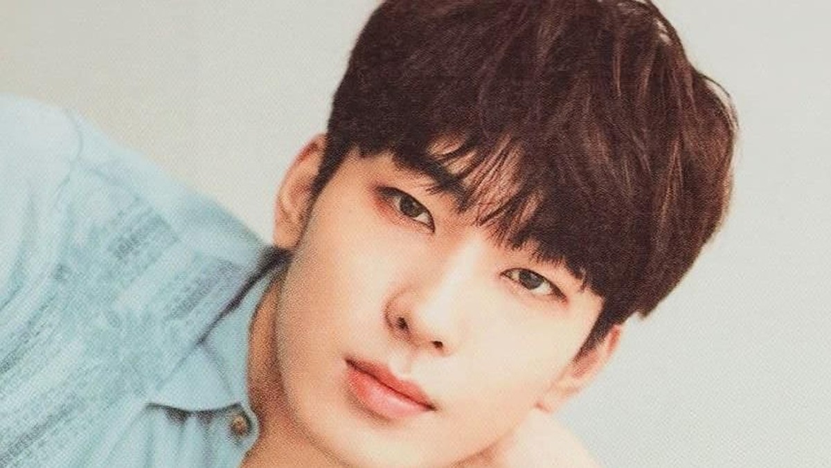 Deretan idol grup asal Korea Selatan ini berhasil menjadi nominasi sebagai pria tertampan di dunia&period; Siapa saja mereka&quest; Yuk&comma; intip&excl;