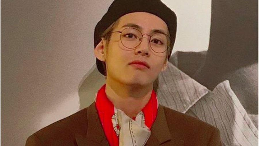 Dukungan ARMY China pada V BTS