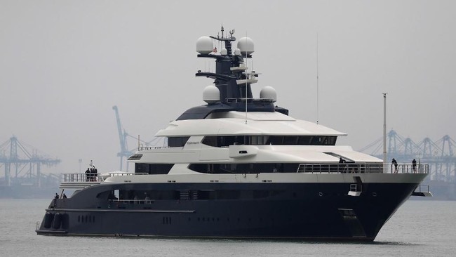 Kapal pesiar yang diduga dibeli menggunakan duit hasil korupsi lembaga investasi 1MDB kembali dijual setelah sempat disewakan dengan harga tinggi.