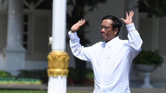 Menkopolhukam Mahfud MD menegaskan pemerintah tidak pernah melakukan pencekalan terhadap pentolan FPI Rizieq Shihab
