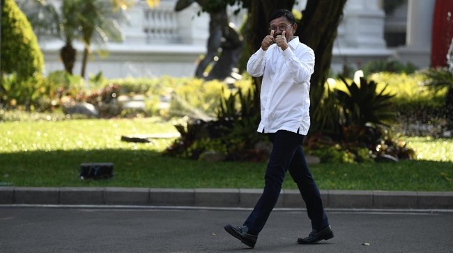 Menkominfo beberkan alasan kementeriannya tak bisa segera pangkas eselon seperti yang telah dilakukan Kemenpan-RB.