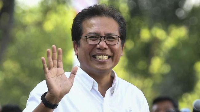 Fadjroel Rachman Ditunjuk jadi Juru Bicara Jokowi Fadjroel Rahman mengklaim telah ditunjuk menjadi juru bicara kepresidenan sejak datang ke Istana Negara pada Senin kemarin (21/10).