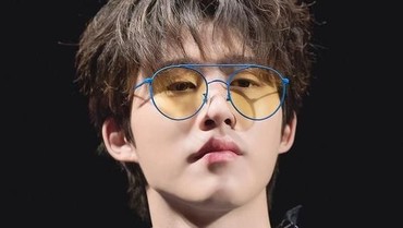 Sepanggung dengan iKON di 'Festival Supersounds', Tatapan B.I Jadi Sorotan