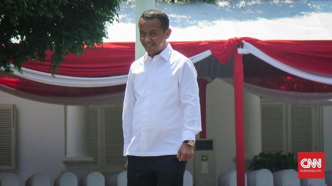 Bahlil Lahadalia menyatakan Jokowi menugaskannya untuk membantu UMKM naik kelas saat bertemu di Istana Negara, Selasa (22/10).