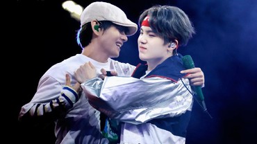 img-title Salah Ngomong, V Diomelin SUGA BTS Saat Ultah Jungkook