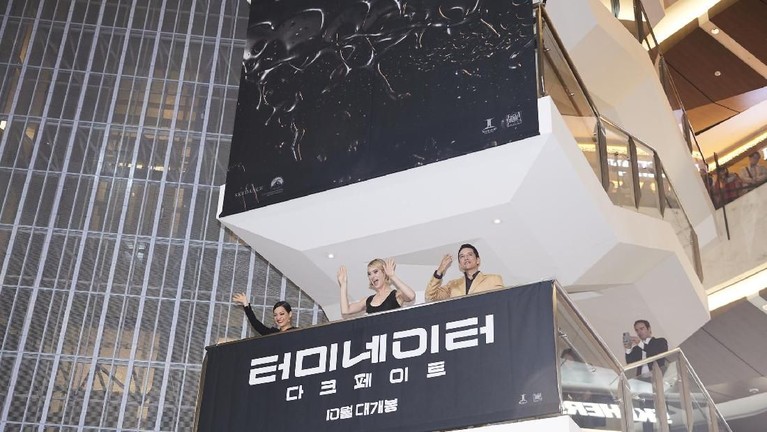 Para bintang film Terminator: Dark Fate hadir di Korea Selatan dalam rangka mempromosikan film tersebut di Asia. 