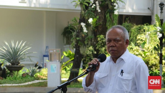 Kementerian PUPR menargetkan Tol Trans Jawa dapat menekan biaya logistik dan memunculkan kawasan ekonomi baru.